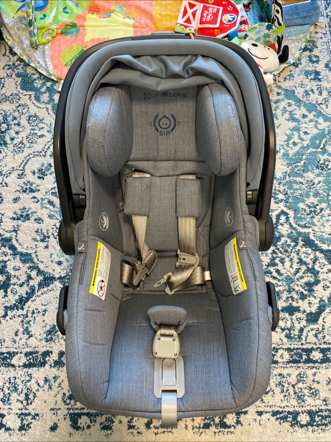 UPPAbaby Mesa V2 Car Seat - Gregory thumbnail