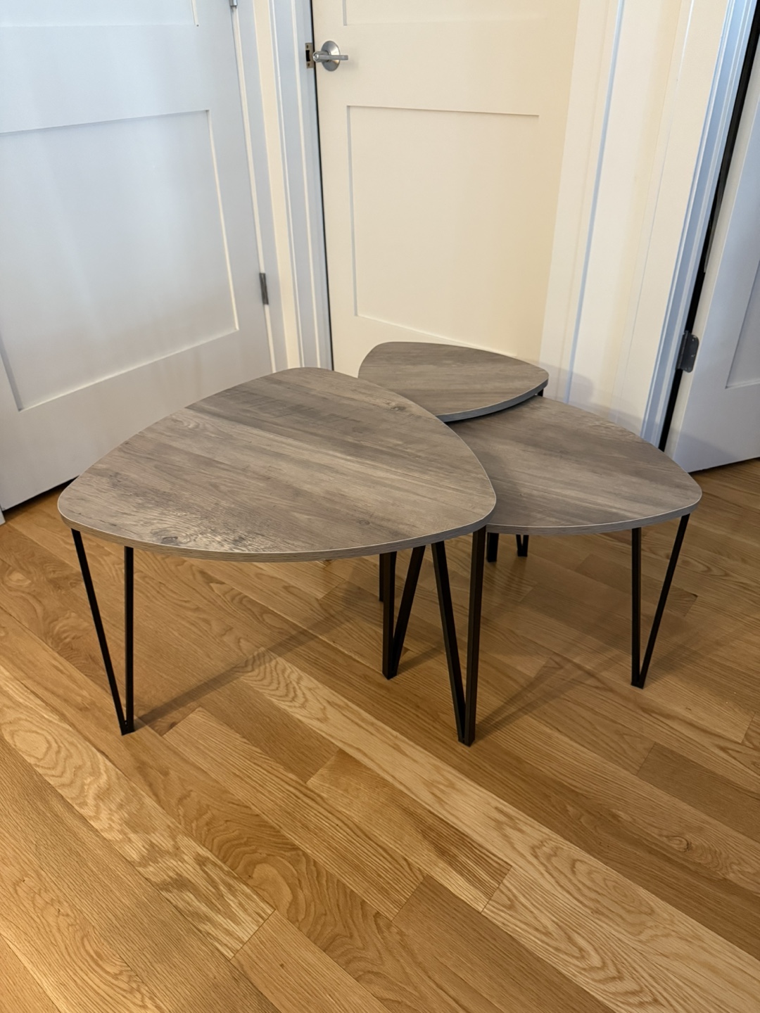 Set of 3 Nesting Tables