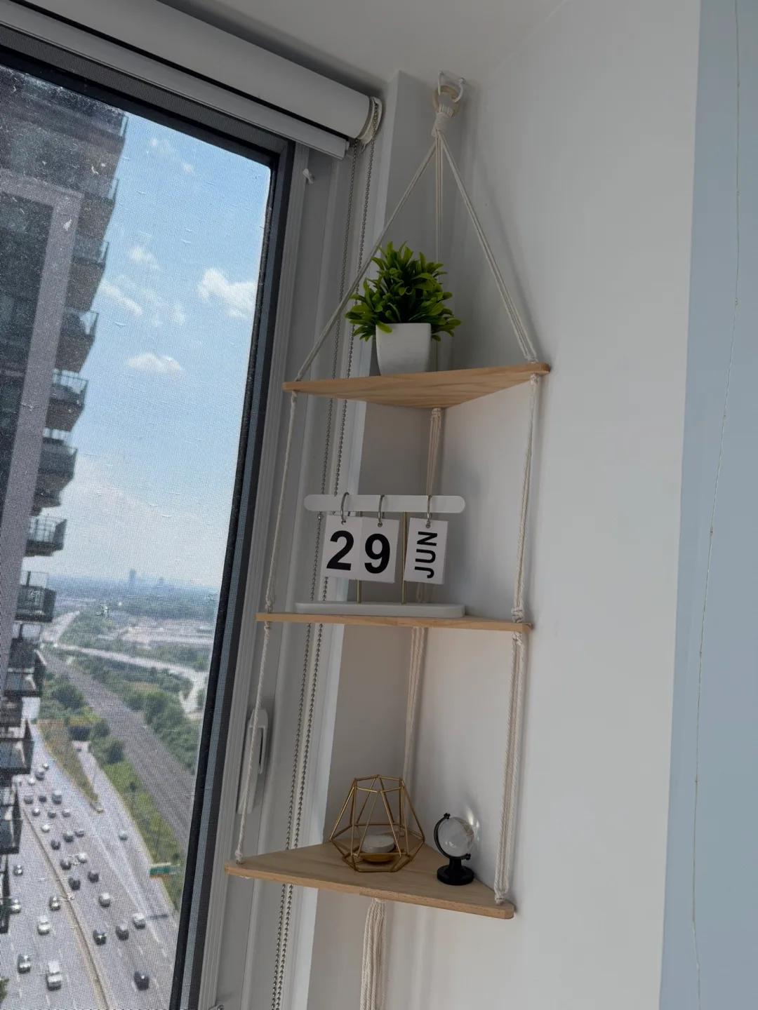Hanging 3-Tier Corner Shelf thumbnail