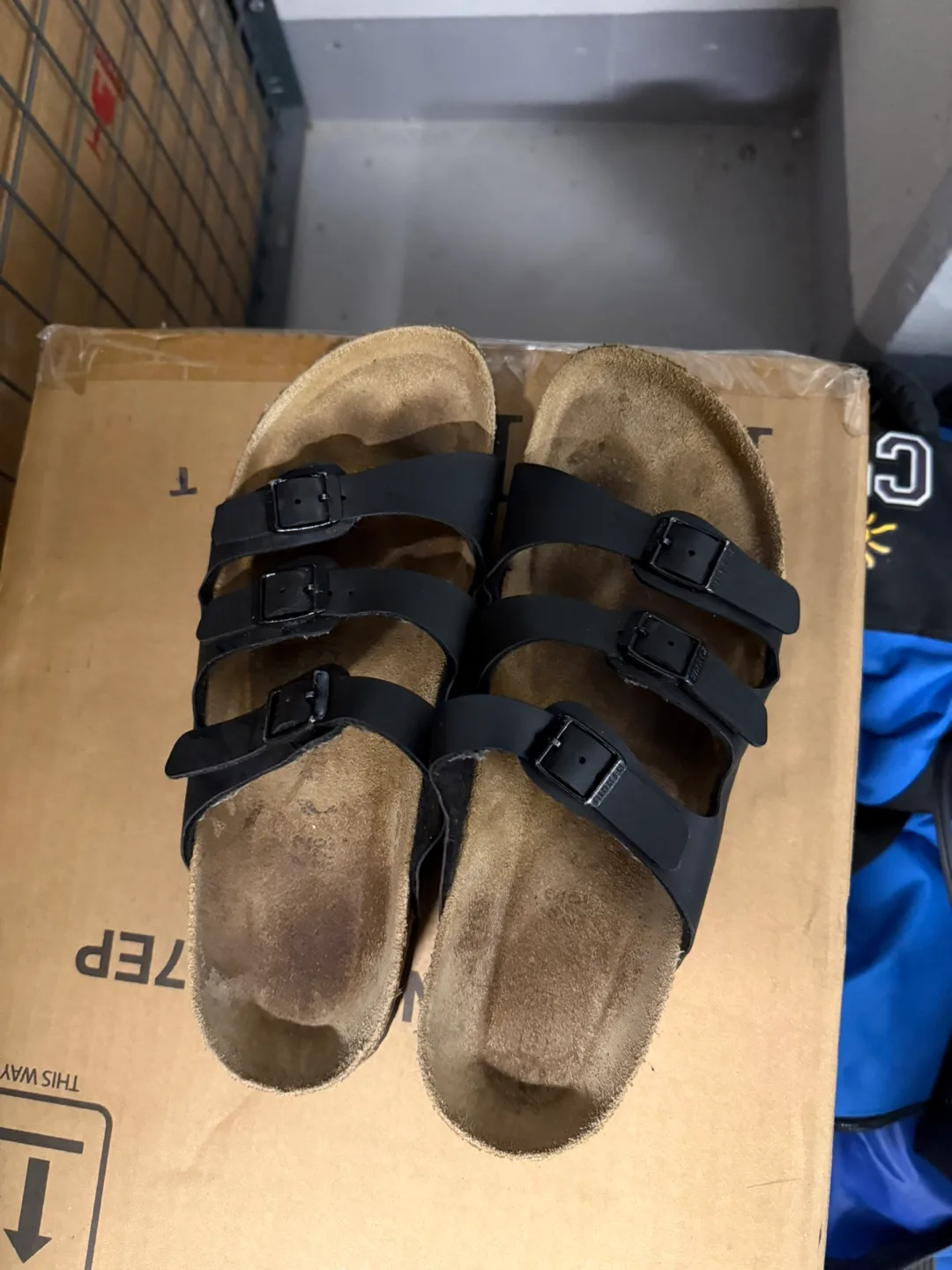 Birkenstock Arizona Black Sandals thumbnail