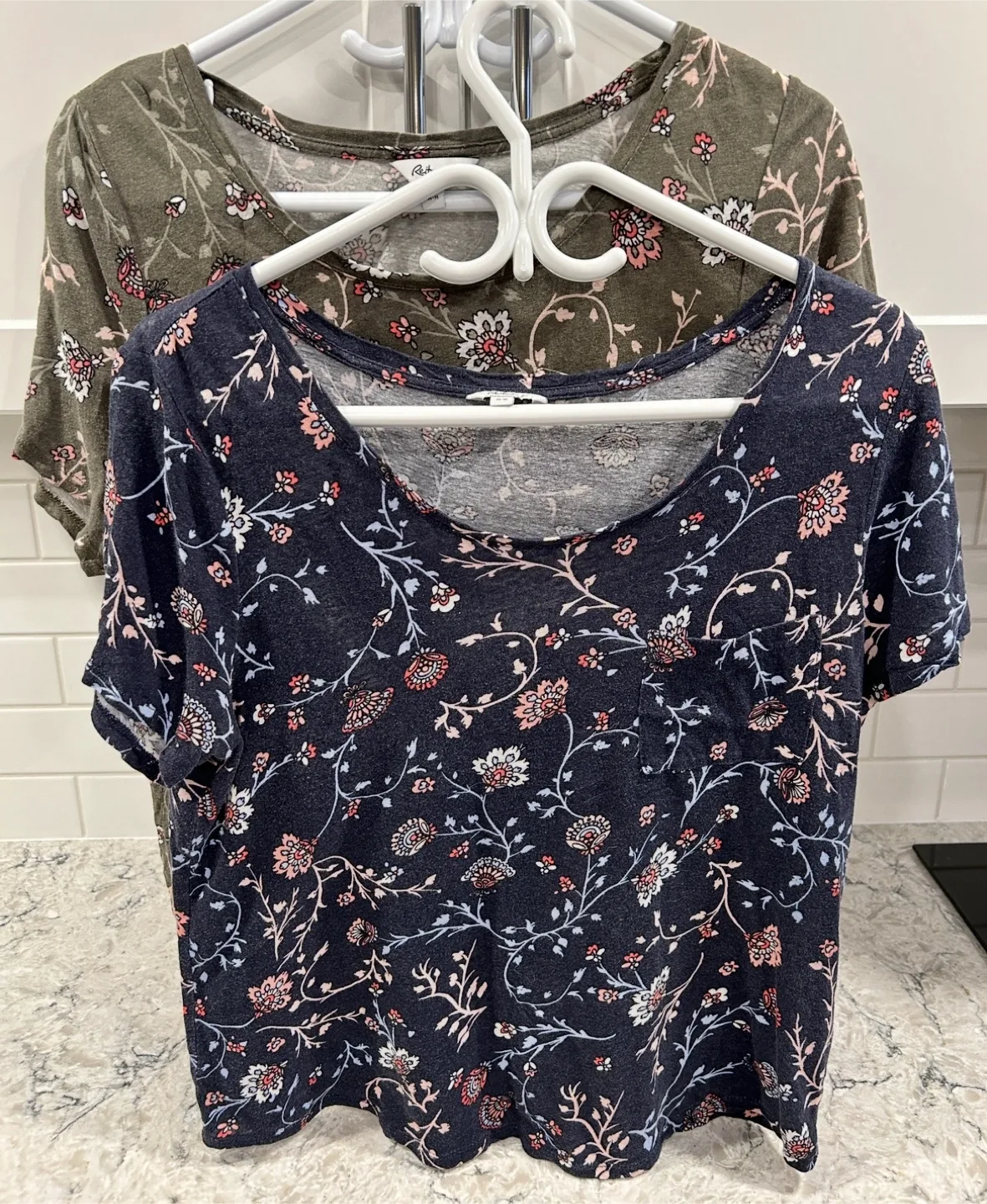 Women’s Relaxed Fit Floral Print T-Shirts thumbnail