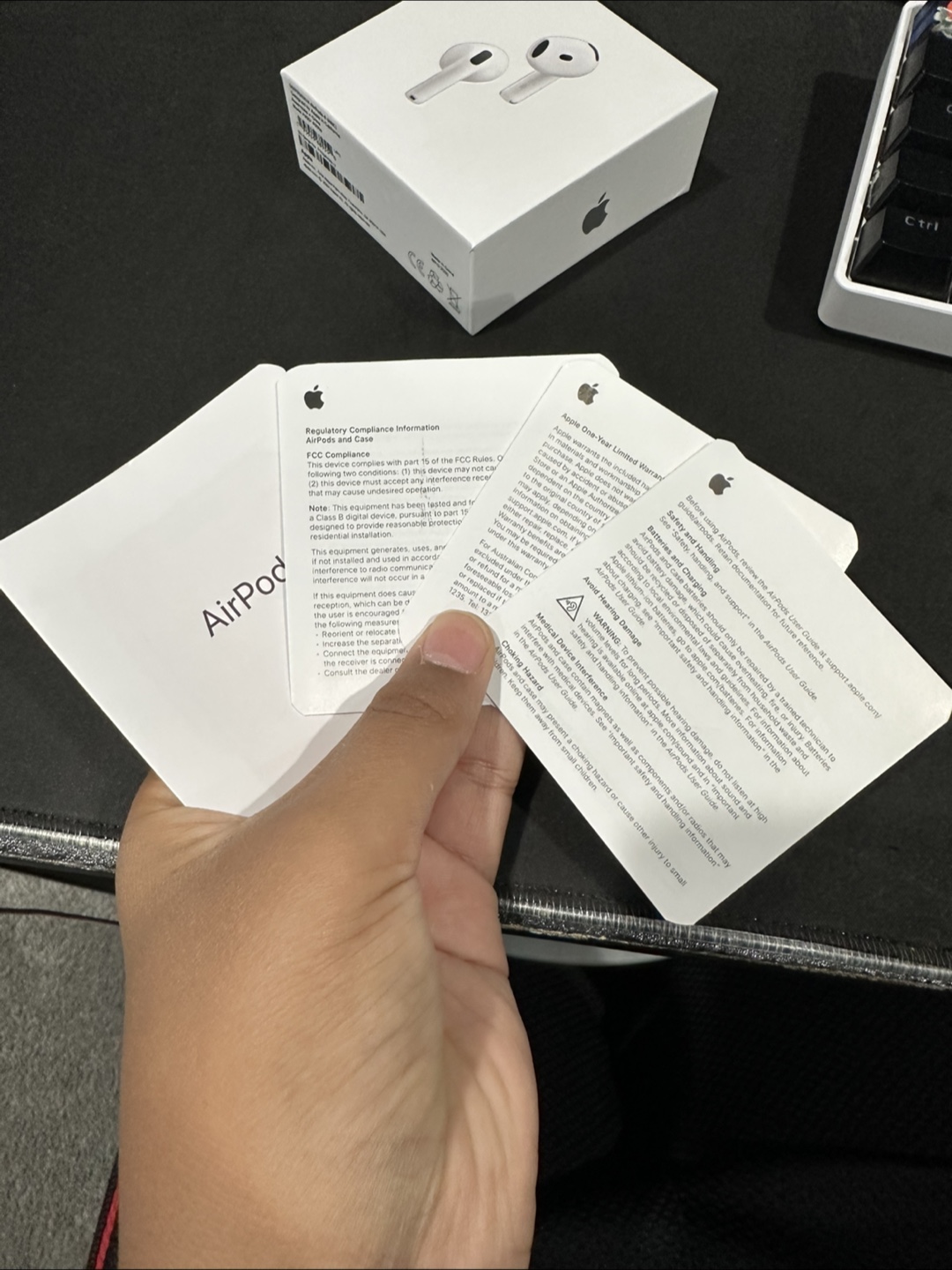 Apple AirPods 4 with Active Noise Cancellation - photo 2