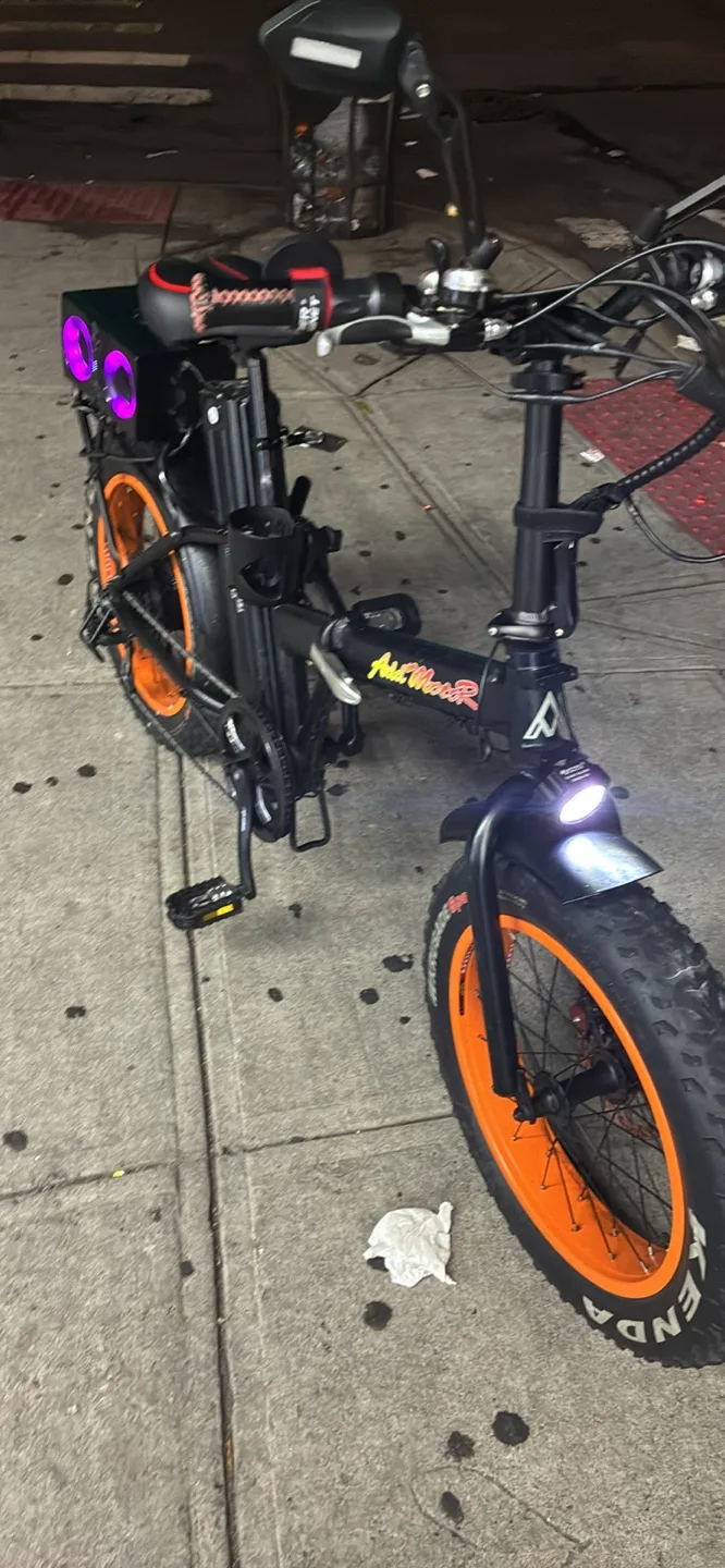 Addmotor Motan Electric Fat Tire Bike thumbnail
