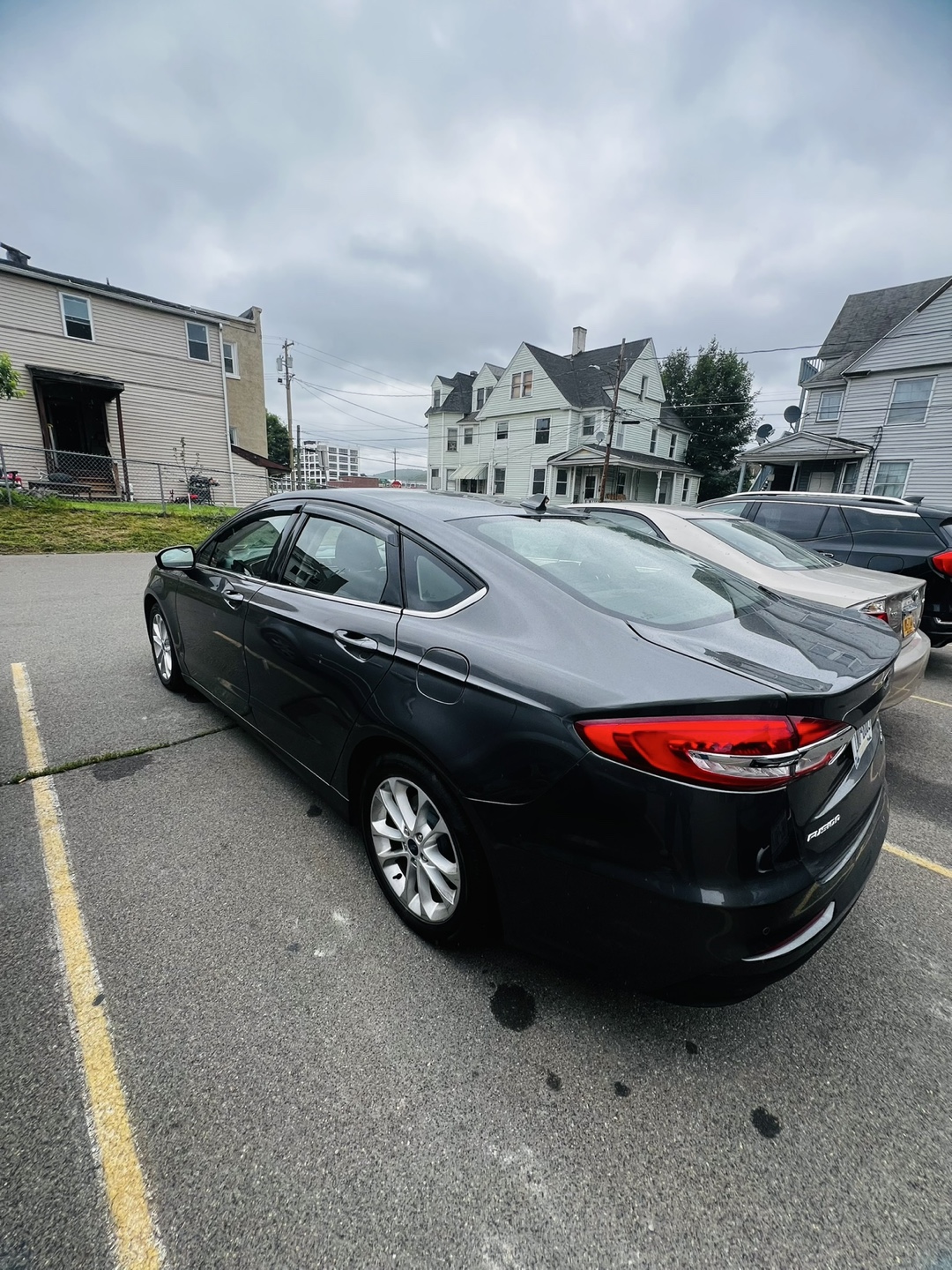 Ford Fusion Hybrid - Gray Sedan - photo 5