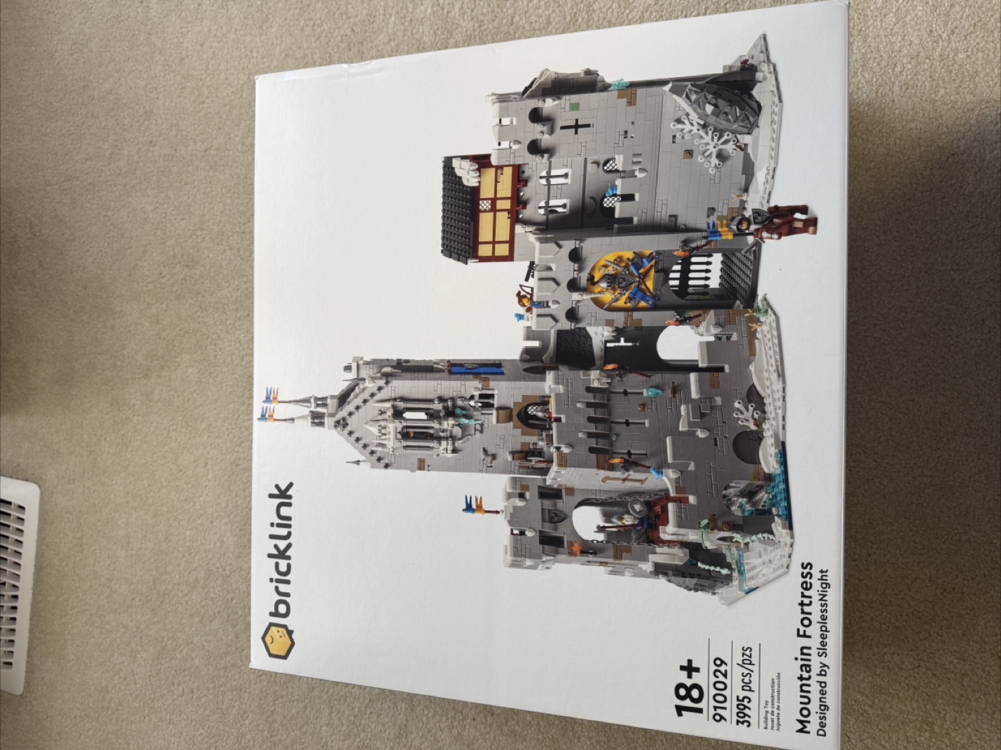 Bricklink Mountain Fortress 910029 (3995 Pieces) - photo 3