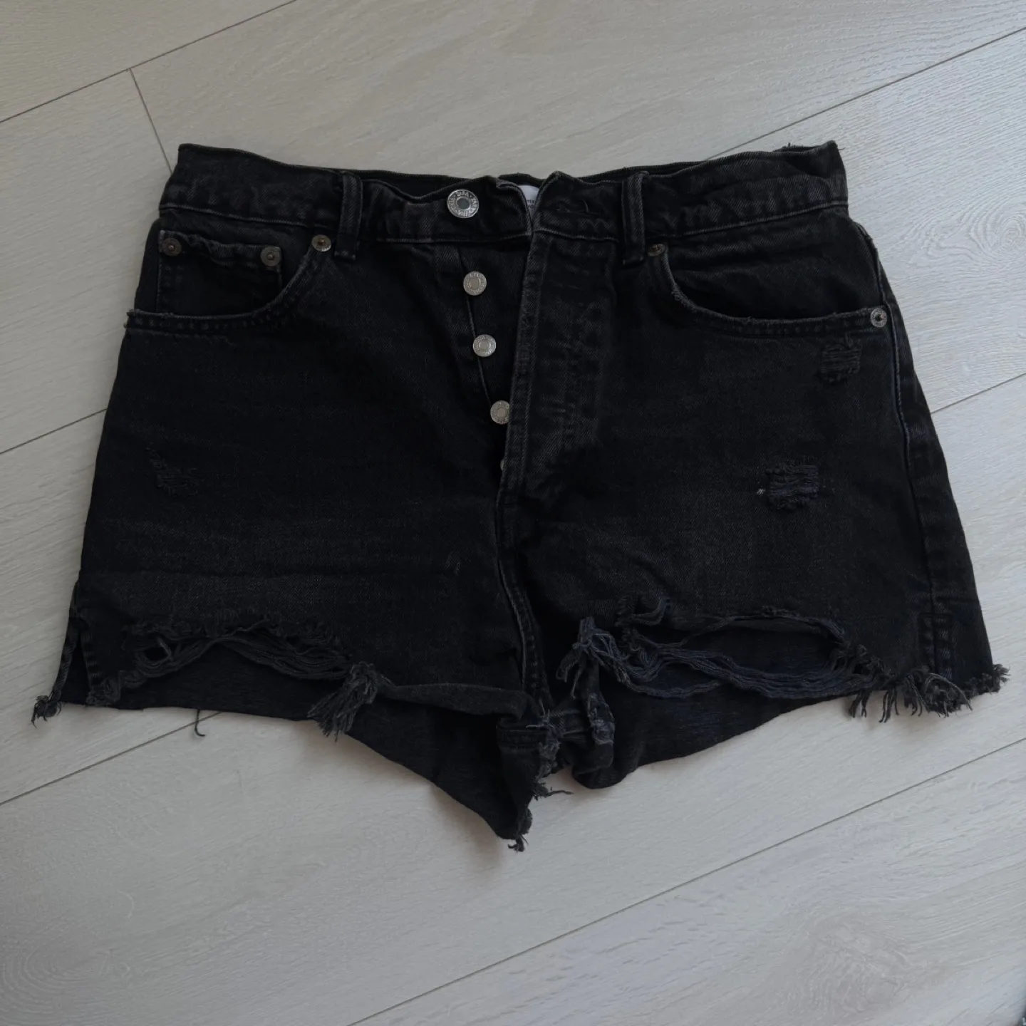 Zara Distressed Denim Shorts - Size 40 thumbnail