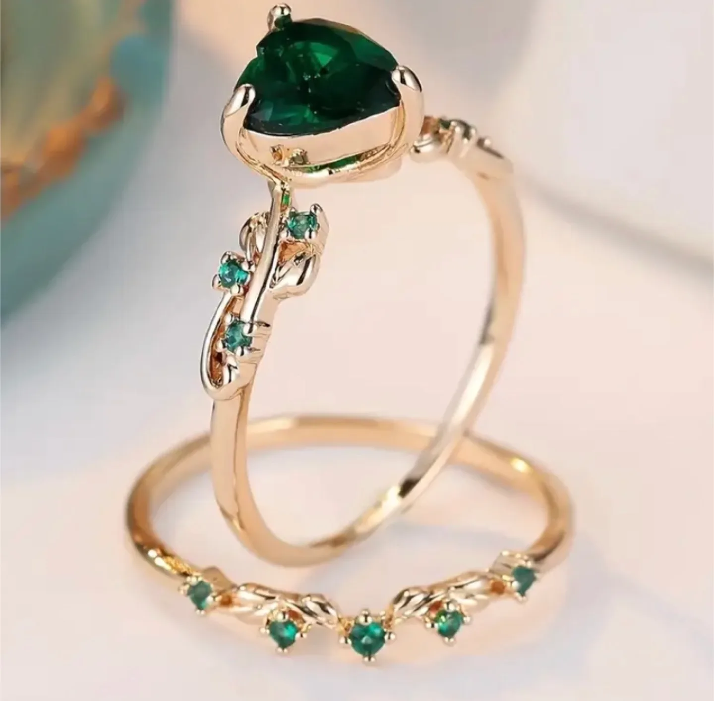 Green Heart Ring Set image indicator(2)