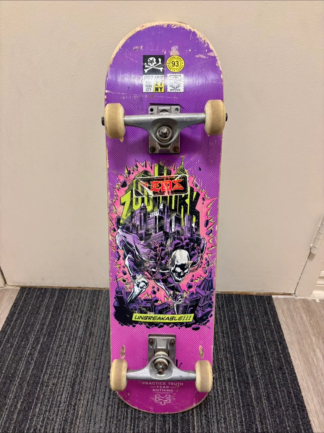 Skateboard thumbnail