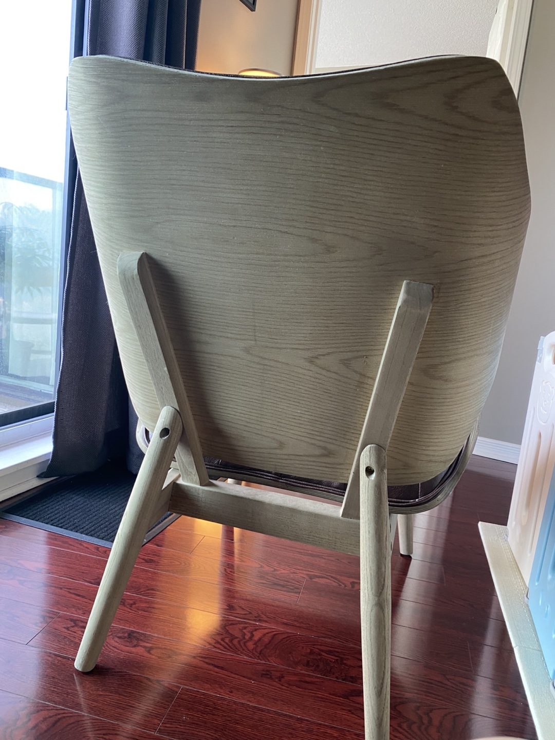 Brown Leather & Wood Accent Chair - photo 4