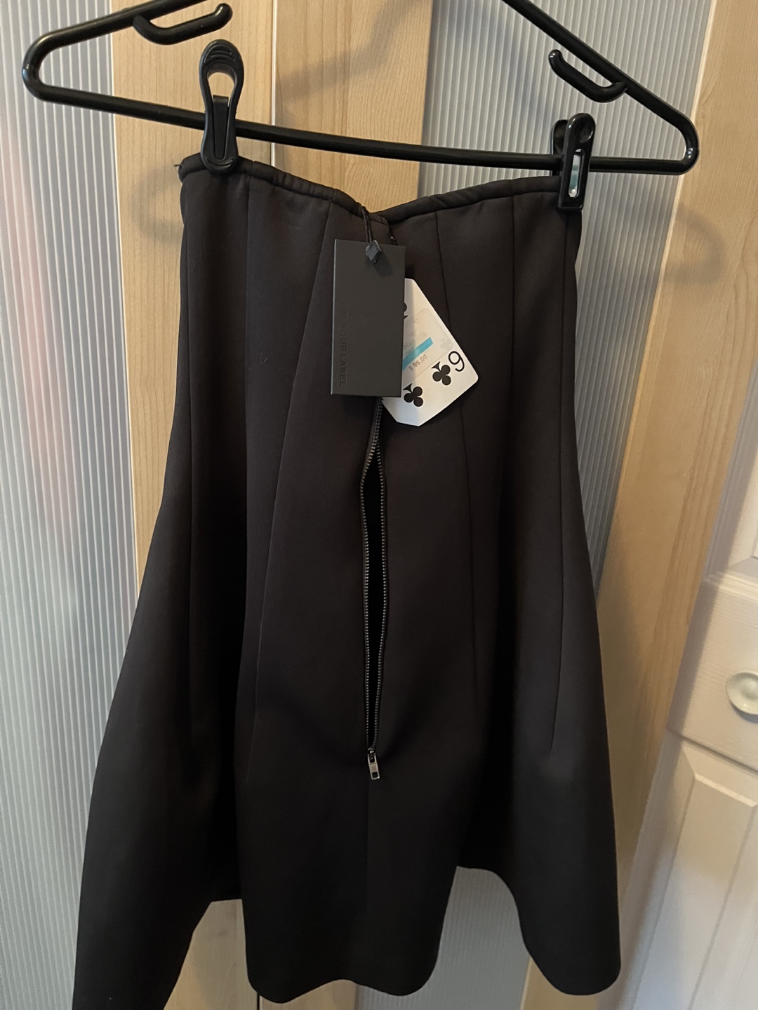Blaque Label strapless mini dress, Size Small, brand new - photo 3