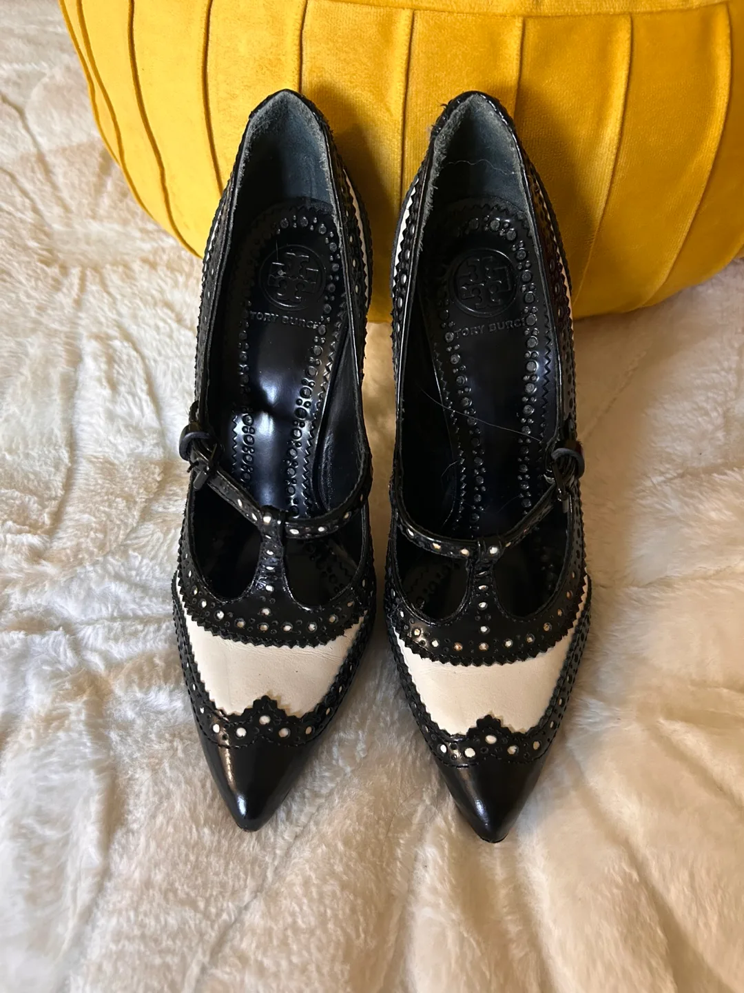 Tory Burch Black & White heel Size 6.5 thumbnail
