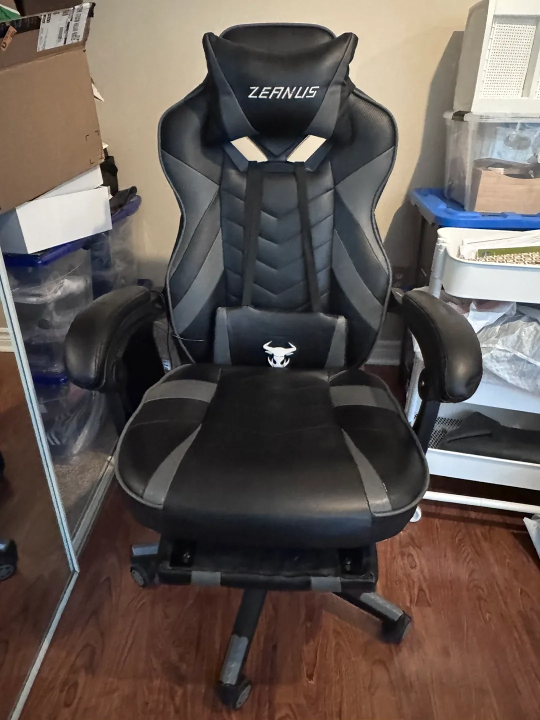 ZEANUS Ergonomic Gaming Chair - Black thumbnail
