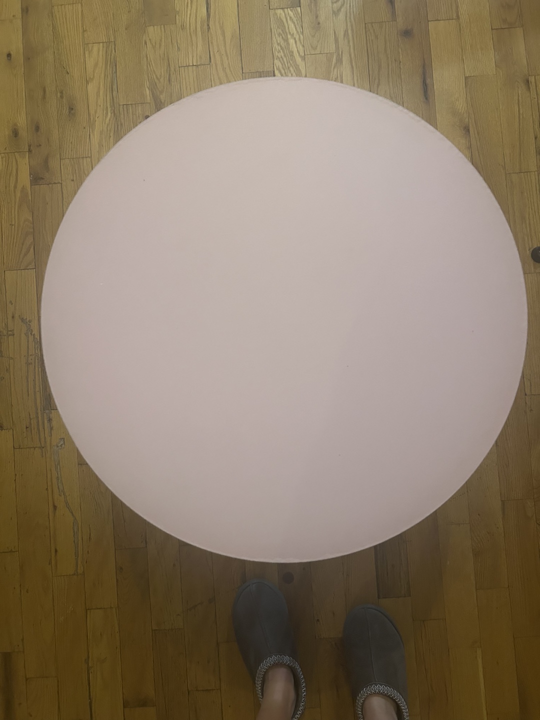 Round Pink Side Table - photo 2