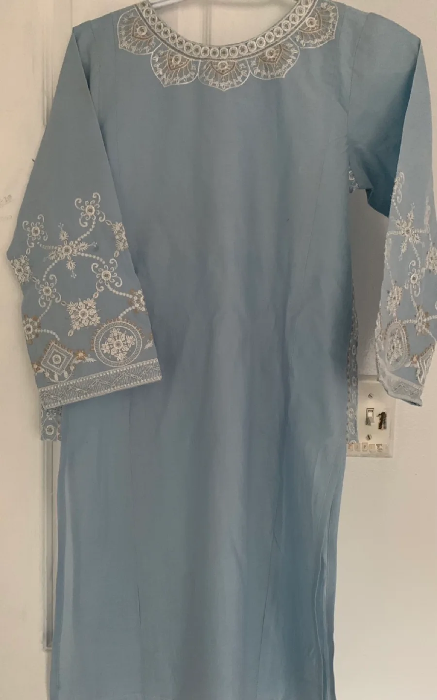 Ladies' Embroidered Kurti - Size Small thumbnail