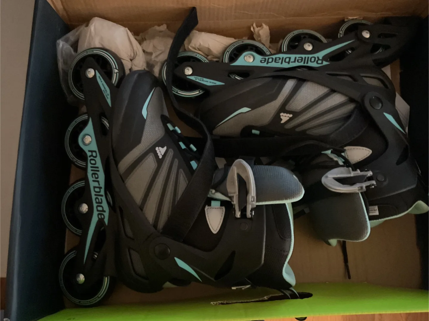 Rollerblade Zetablade W Inline Skates - Women's Size 8 thumbnail