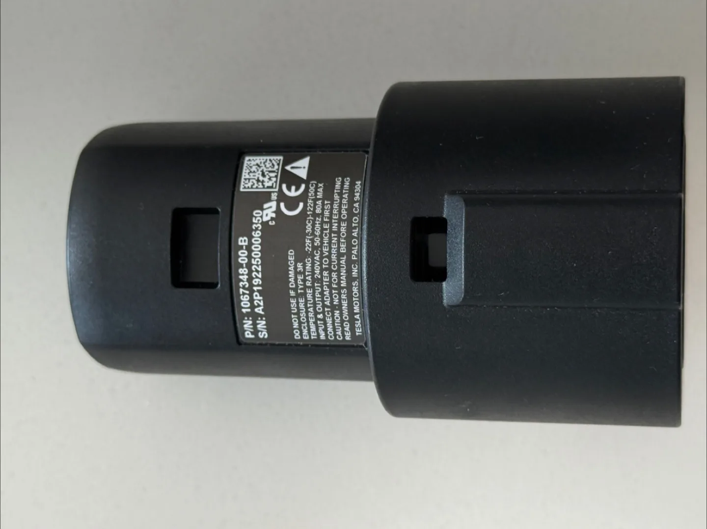 Tesla J1172 adapter image indicator(5)