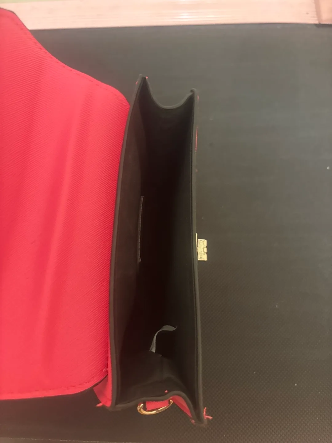 Hot Pink Handbag image indicator(4)