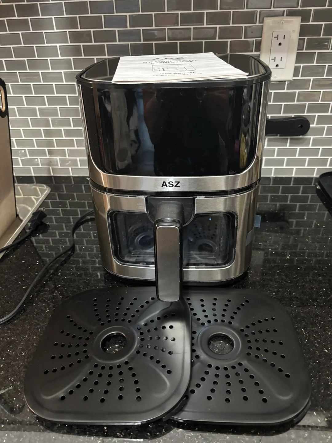 New, Compact 5 Qt Digital Air Fryer thumbnail