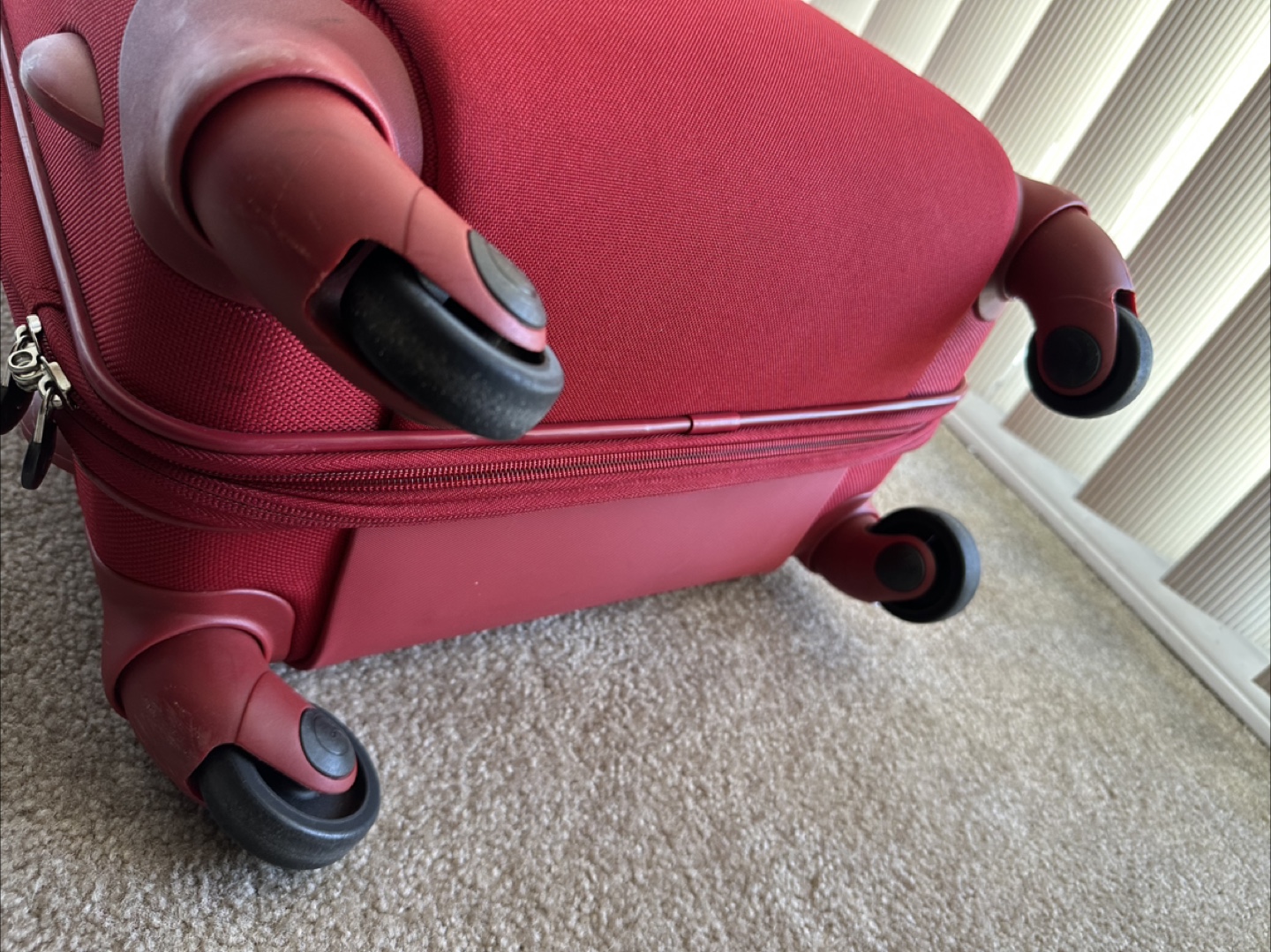 Samsonite Carry-On Suitcase - photo 5