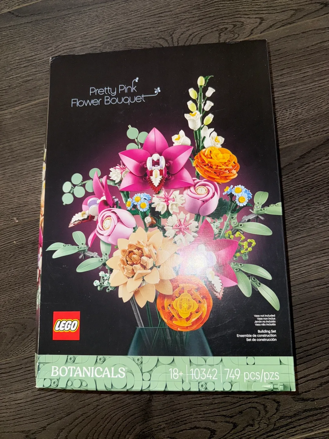 LEGO Pretty Pink Flower Bouquet 10342 Botanicals Set thumbnail