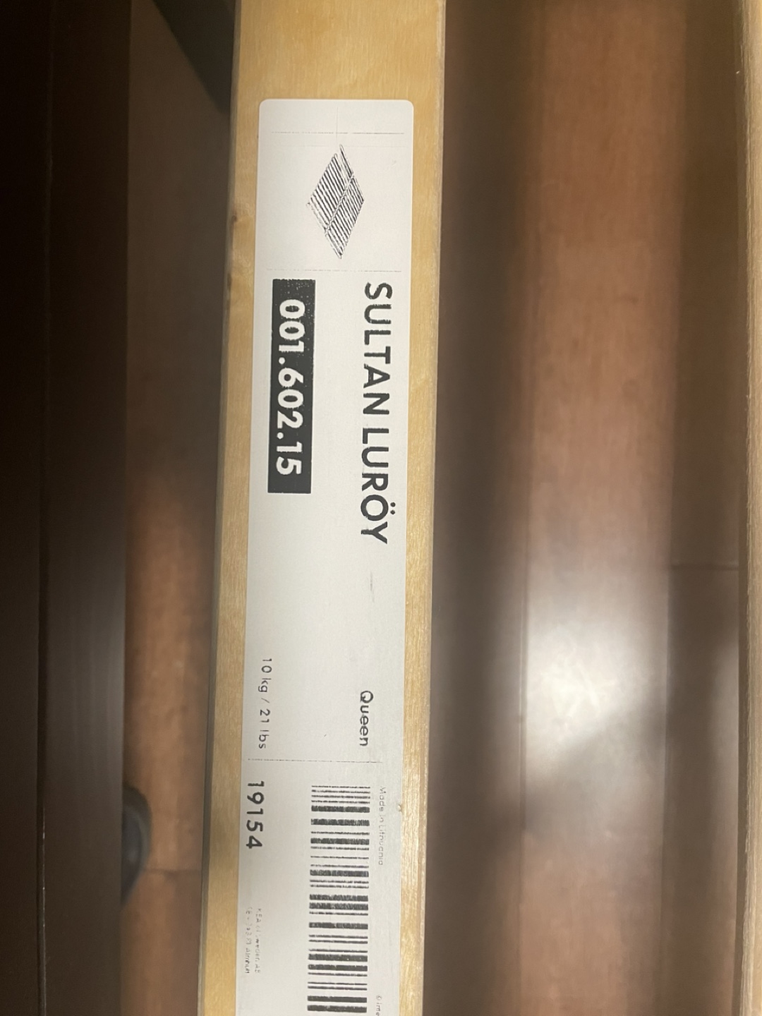 IKEA bed frame Queen - photo 2