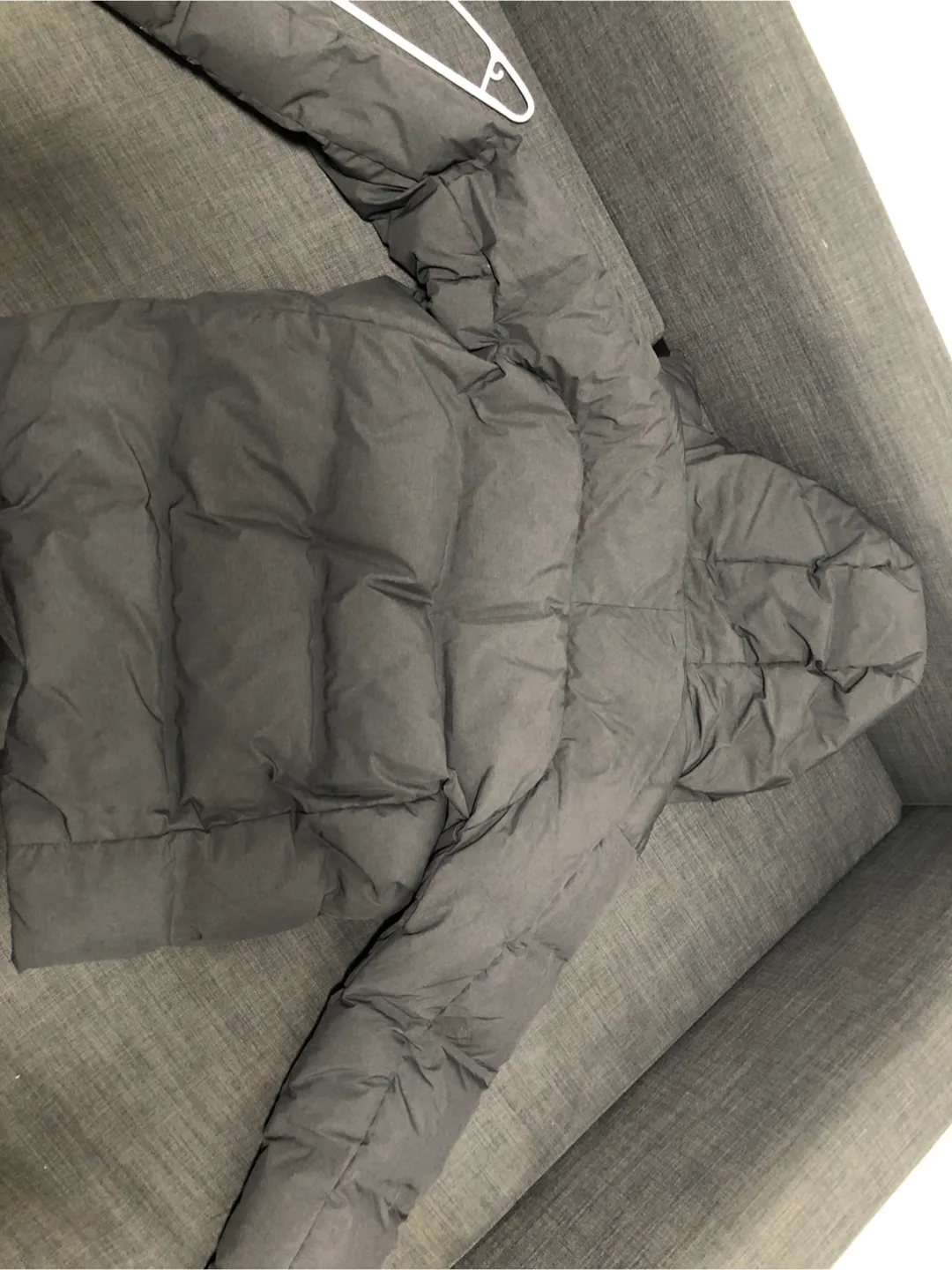 Uniqlo Down Jacket - Size L/G image indicator(7)