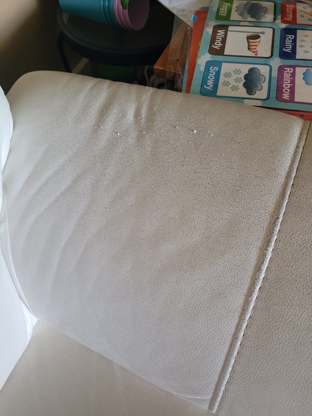 Free white sofa, Used 3-Seat Leather Sofa - photo 2