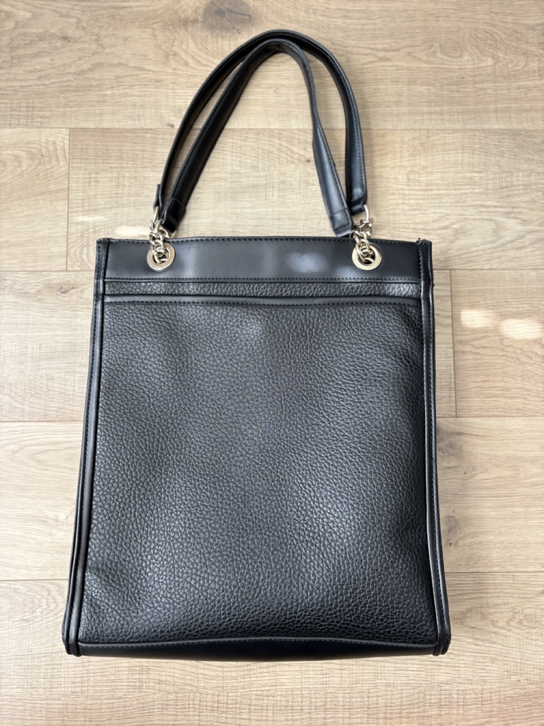 Jones New York Signature Leather Shoulder Bag - photo 2