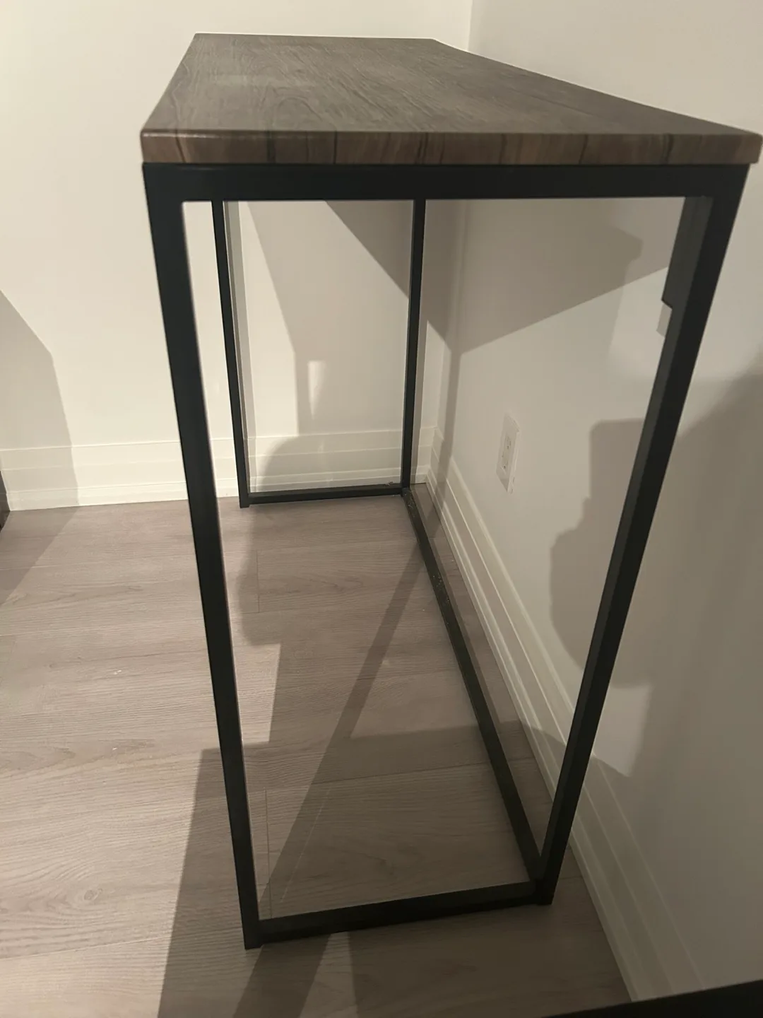 Kahler 39.3" Console Table by Wrought Studio image indicator(3)