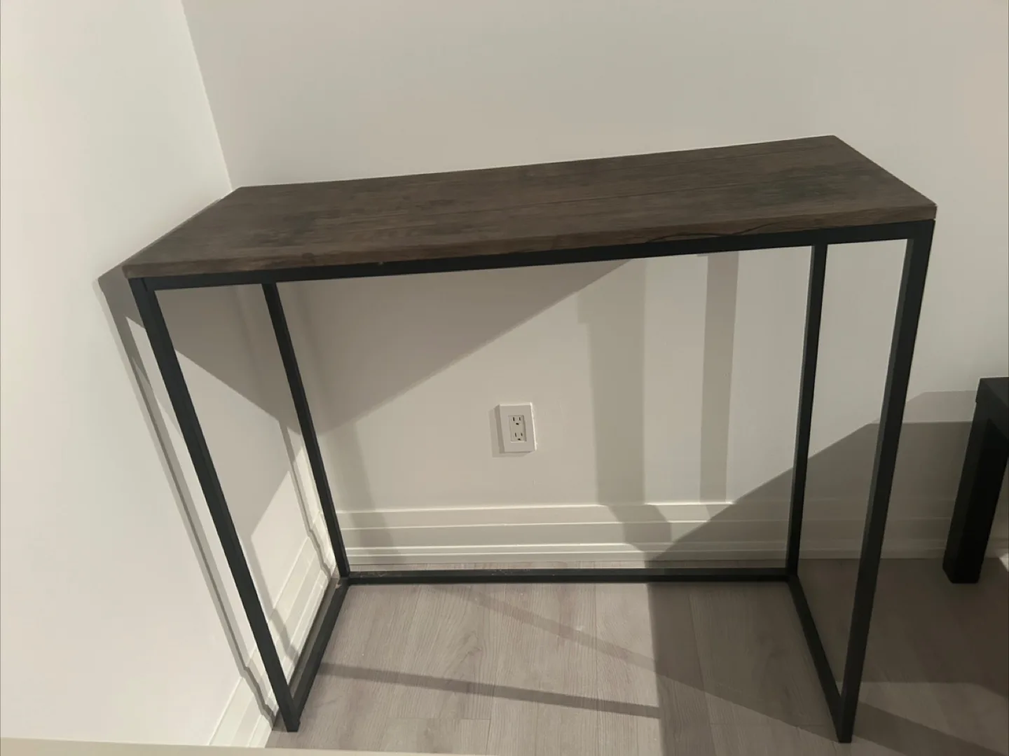 Kahler 39.3" Console Table by Wrought Studio thumbnail