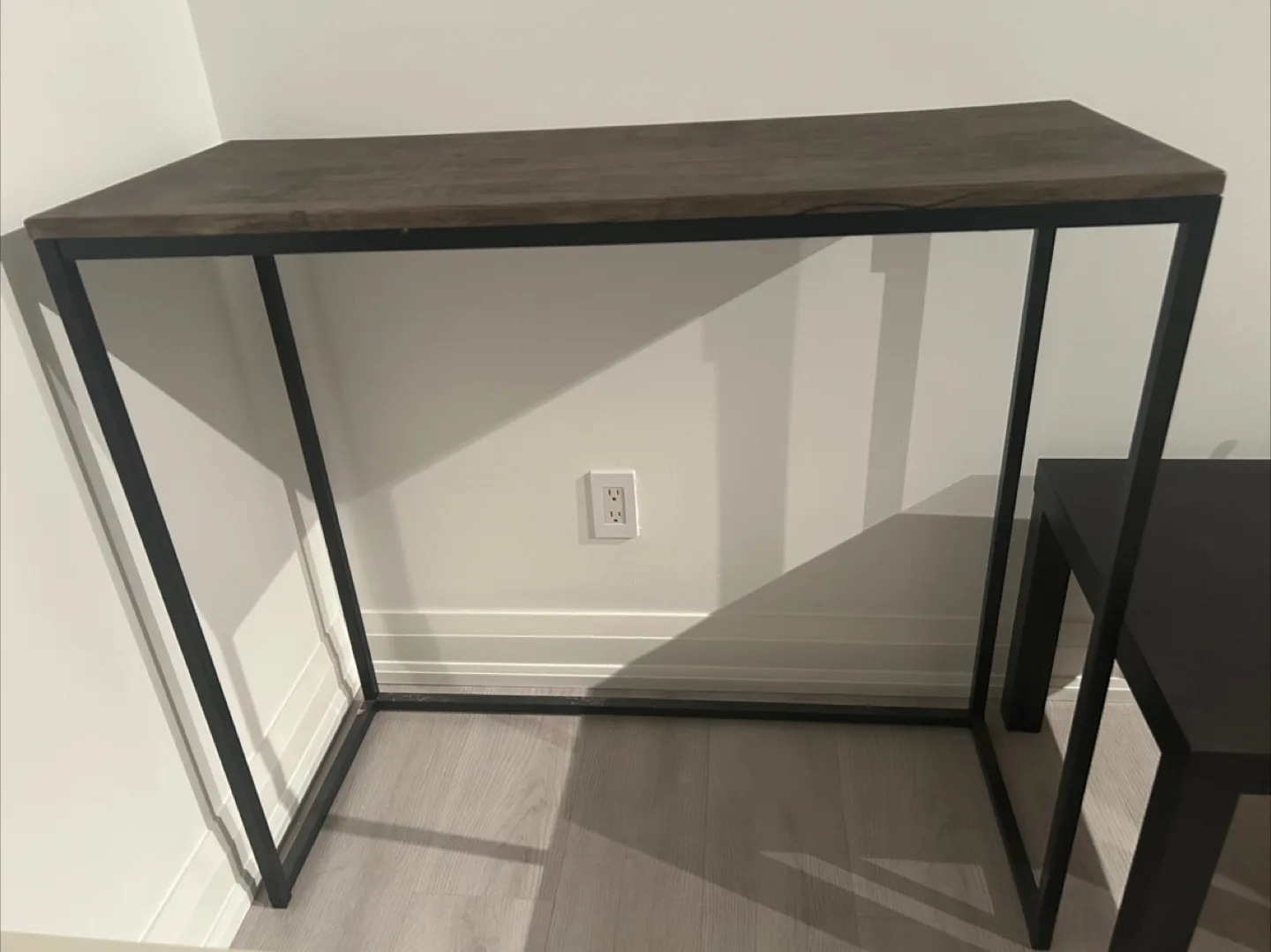 Kahler 39.3" Console Table by Wrought Studio image indicator(2)