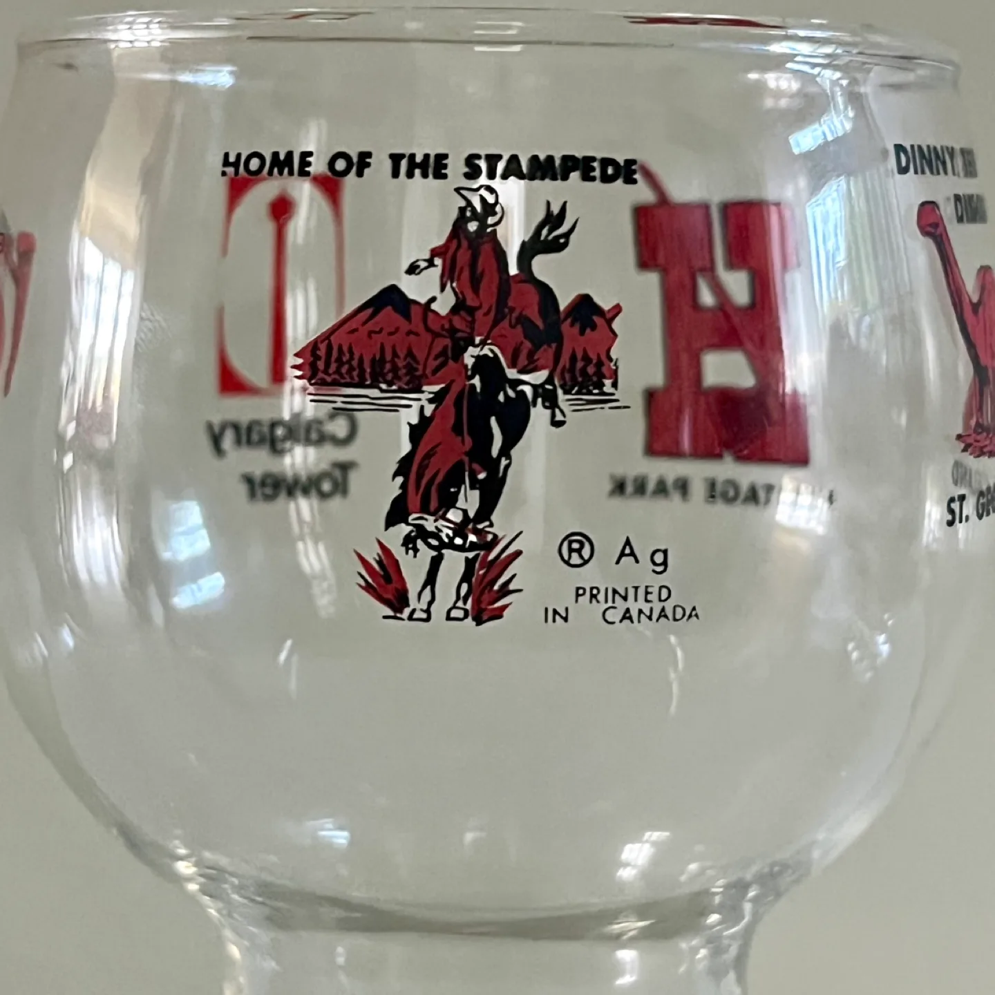 Pair of 1960’s- 1970’s Calgary Souvenir Glasses image indicator(2)