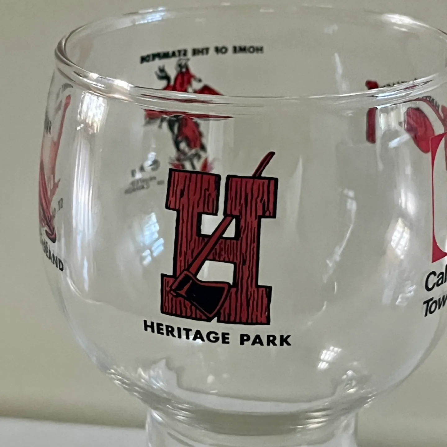 Pair of 1960’s- 1970’s Calgary Souvenir Glasses image indicator(4)