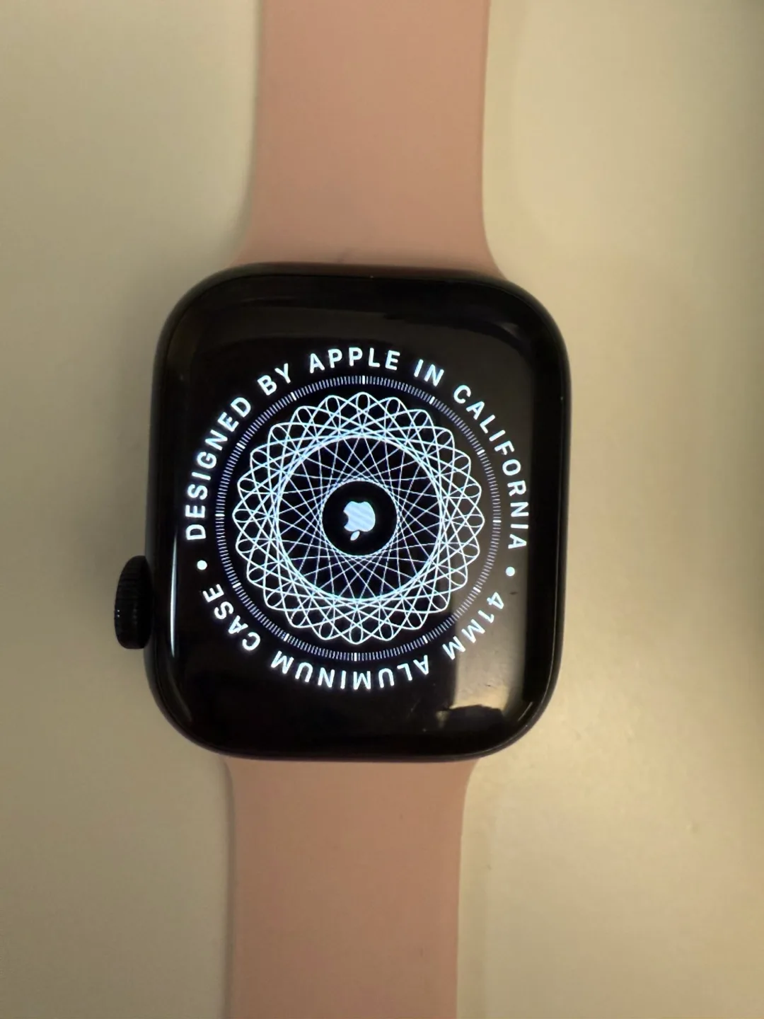 Apple Watch Series 7 41mm Pink thumbnail