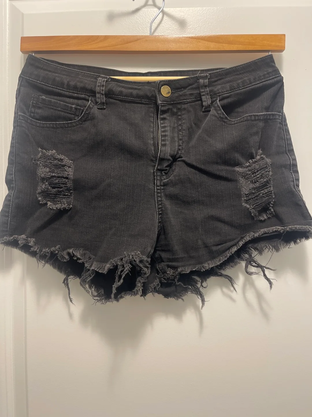 Penshoppe denim shorts thumbnail