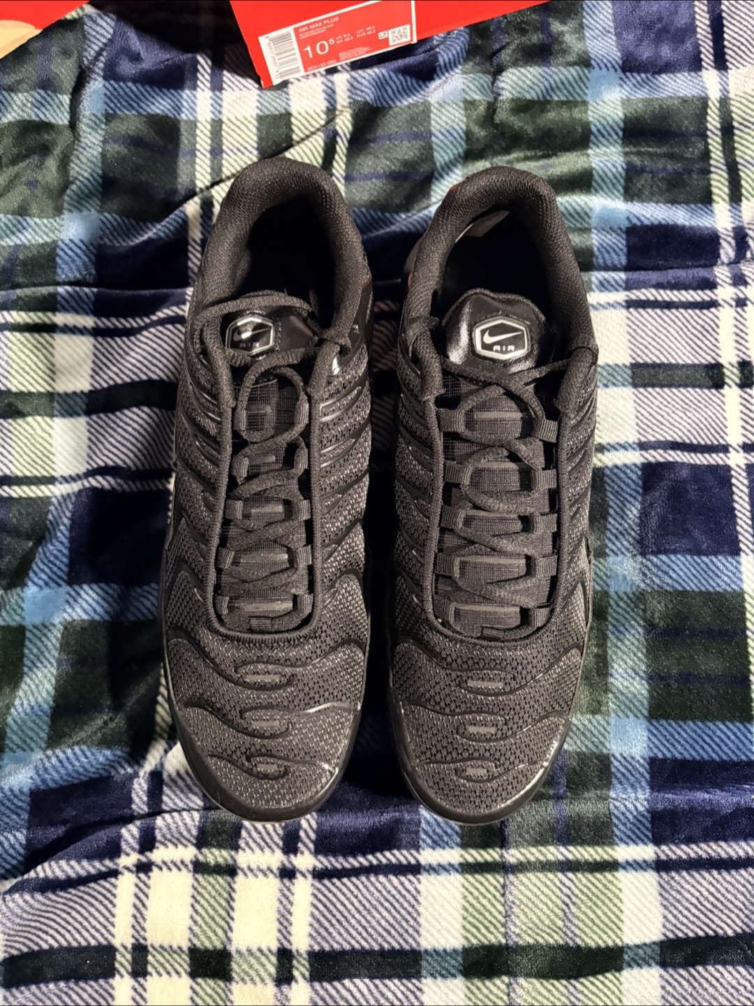 NEW Nike Air Max Plus – Size 10.5 (Triple Black) - photo 2