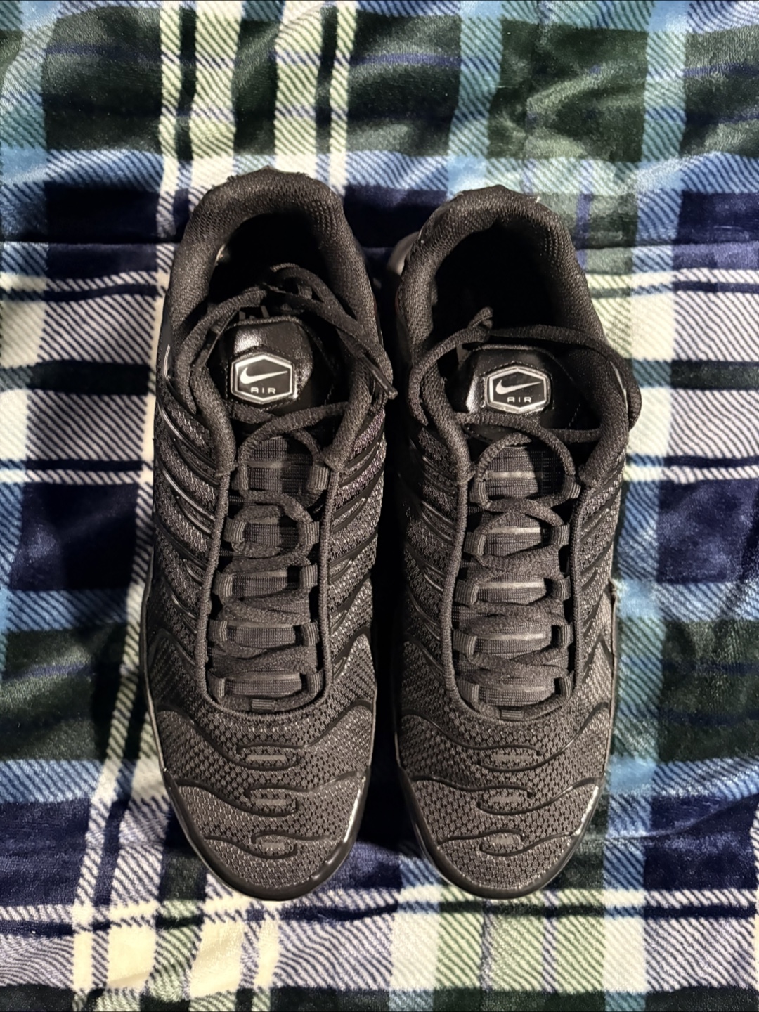 NEW Nike Air Max Plus “Triple Black” – Size 10 - photo 2