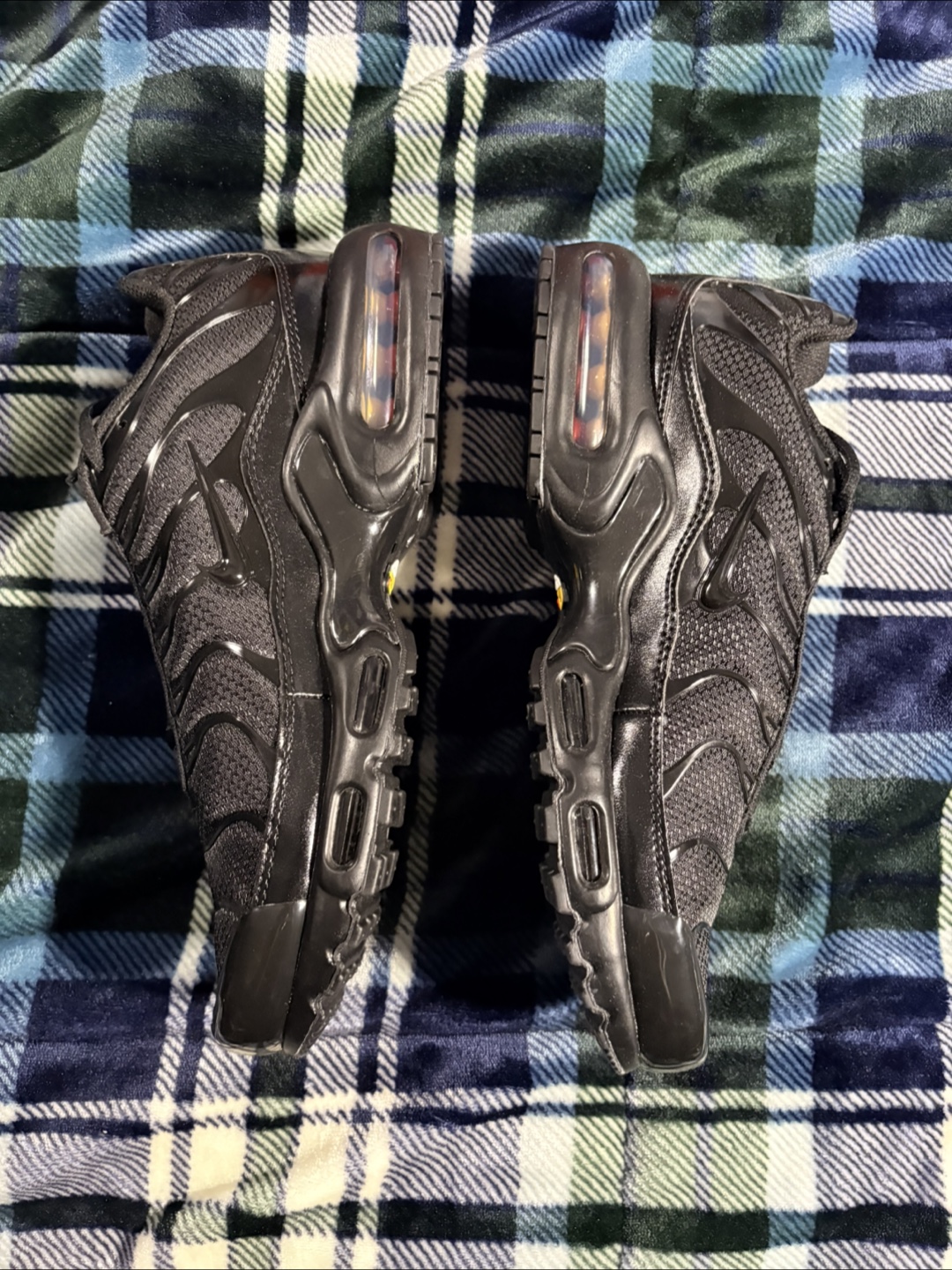 NEW Nike Air Max Plus “Triple Black” – Size 10 - photo 3