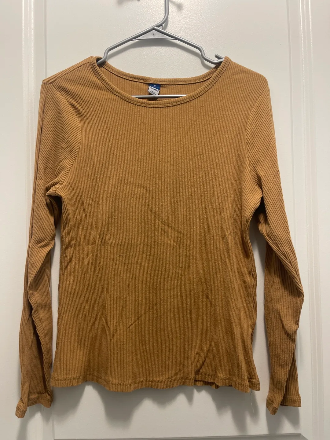Old Navy long sleeves thumbnail