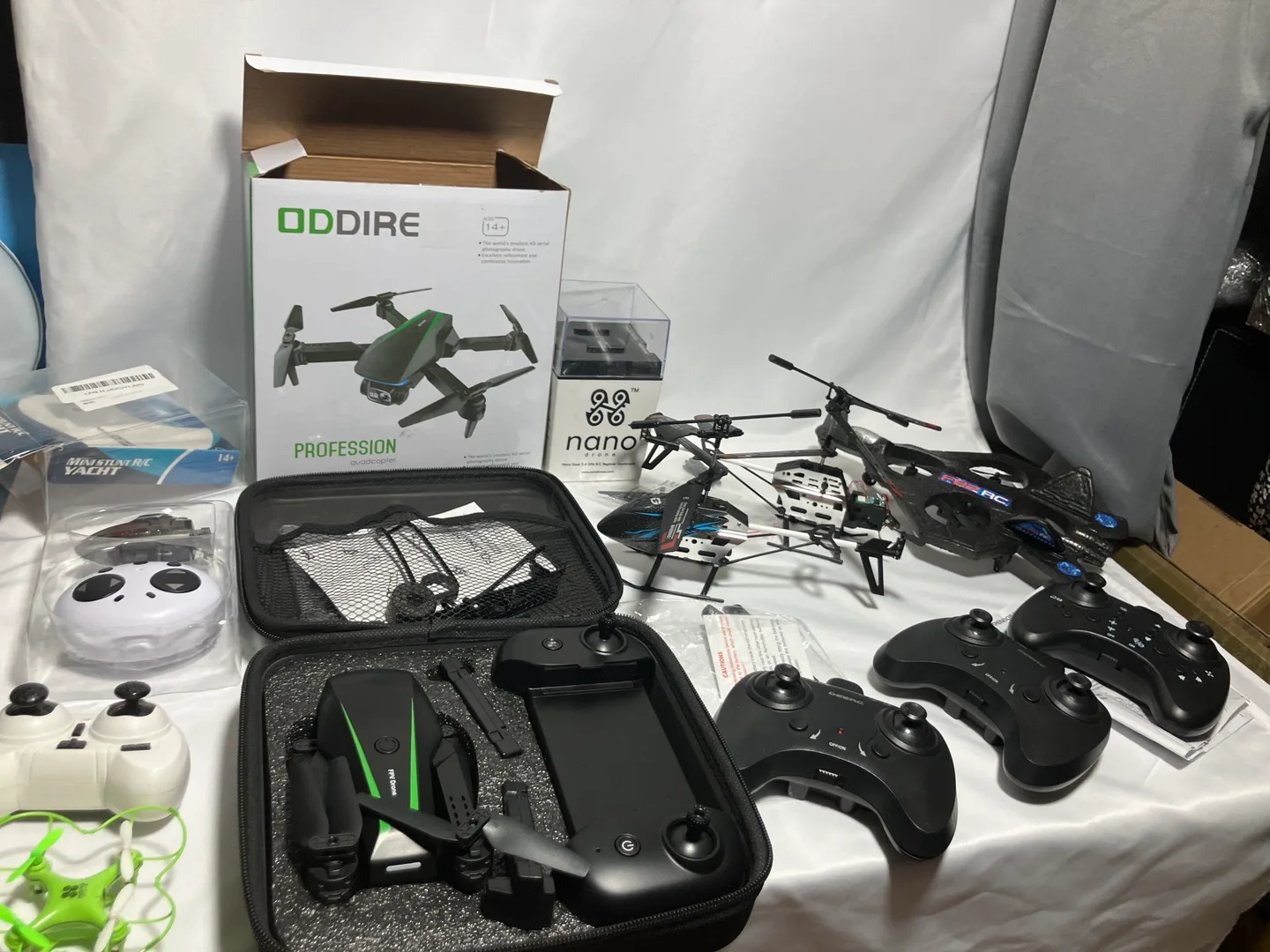 4 drones - parts drone - mini rc boat 6 total thumbnail