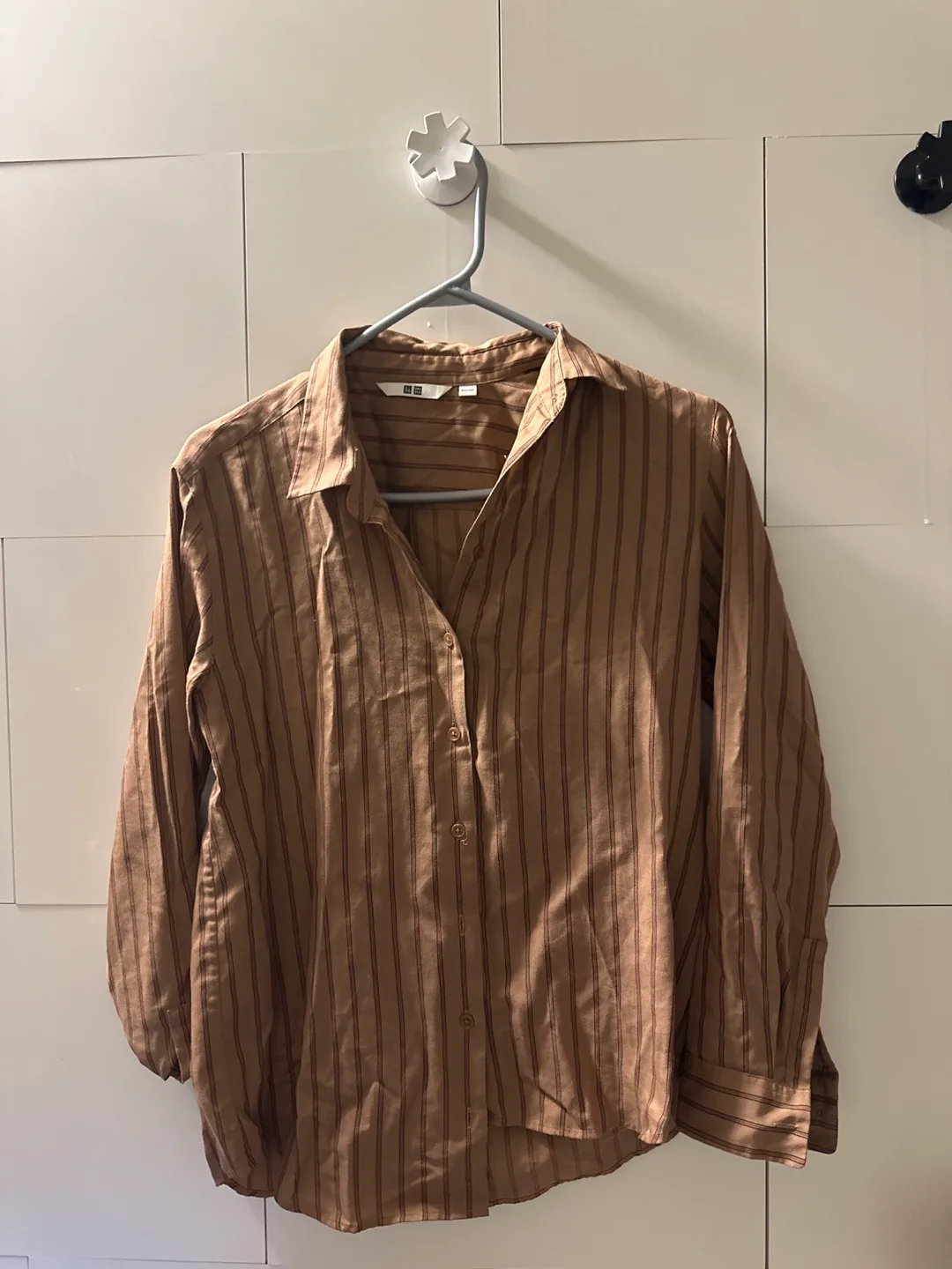 Uniqlo Brown Striped Button-Up Shirt thumbnail