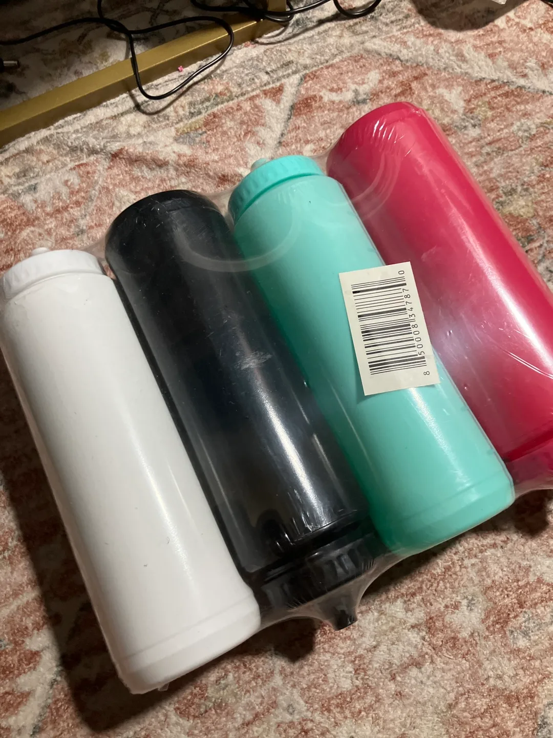 Hydra Cup 32oz Squeeze Water Bottles - New thumbnail