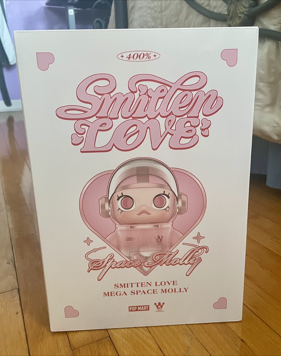 New Pop Mart Smitten Love Mega Space Molly 400%