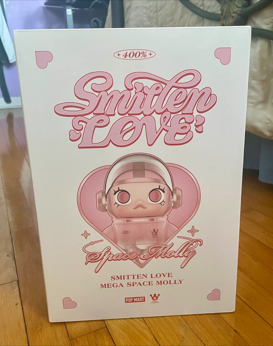 New Pop Mart Smitten Love Mega Space Molly 400% thumbnail