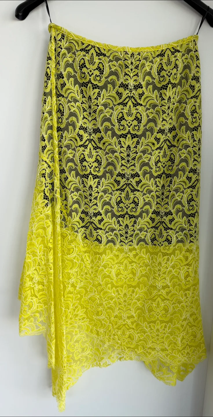 Marques'Almeida Yellow Lace Skirt - Size 6 image indicator(2)