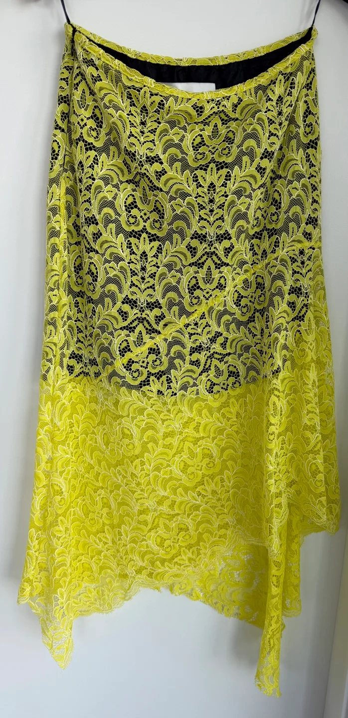 Marques'Almeida Yellow Lace Skirt - Size 6 image indicator(3)