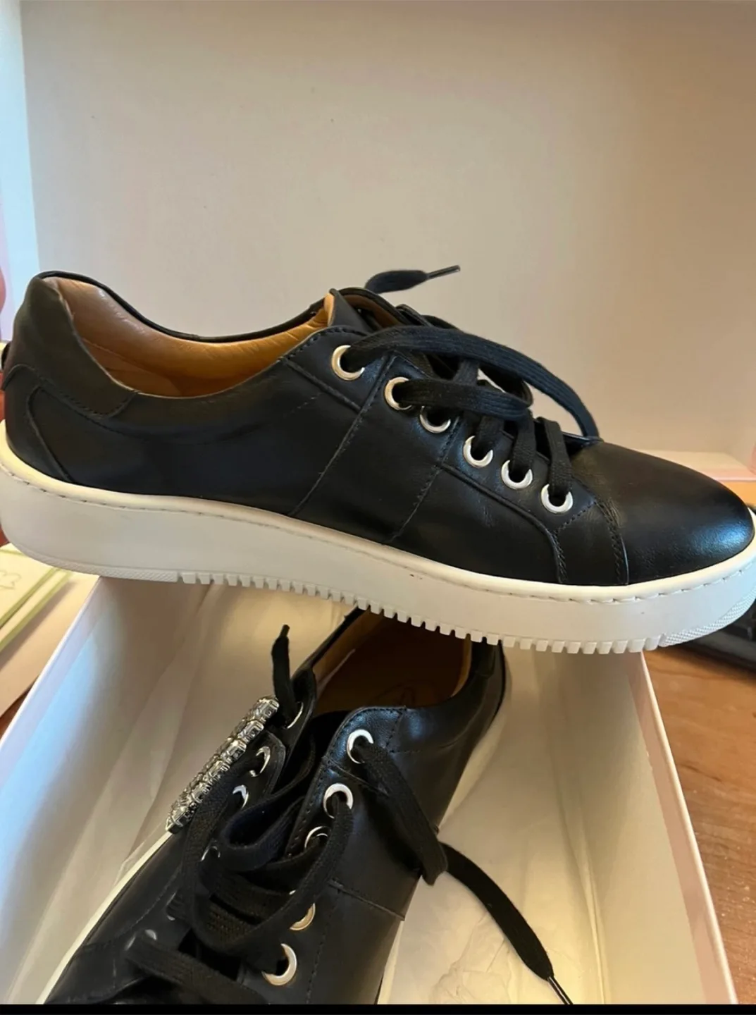 Size 6.5 - Browns Couture Black Leather Sneakers image indicator(3)