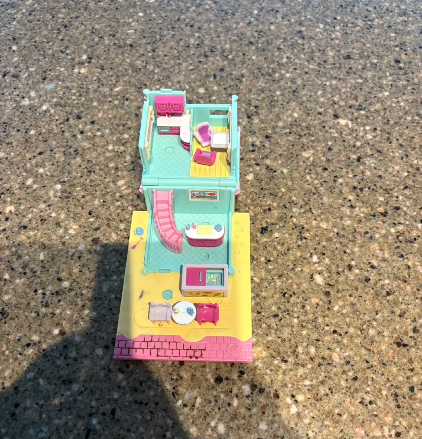 Vintage Polly Pocket Beach Cafe thumbnail