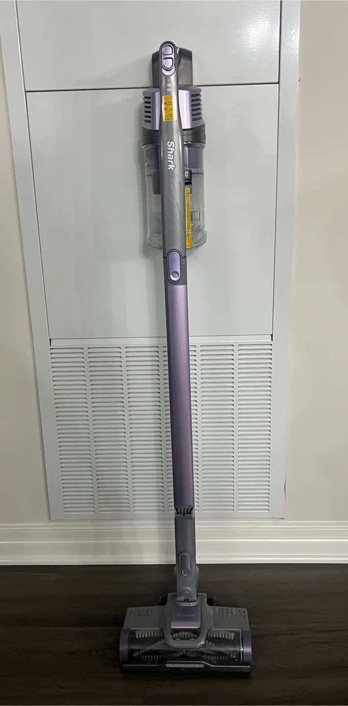 Shark Cordless Pet Stick Vacuum Cleaner thumbnail