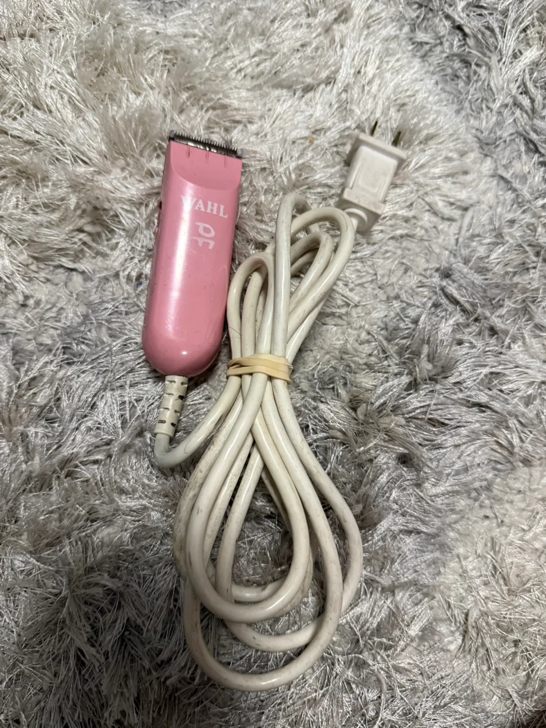 Wahl Pink Electric Hair Trimmer thumbnail